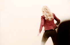 kevinmckidd: Emma Swan Appreciation Meme ↳ Day 15: Free Choice (Faceless)