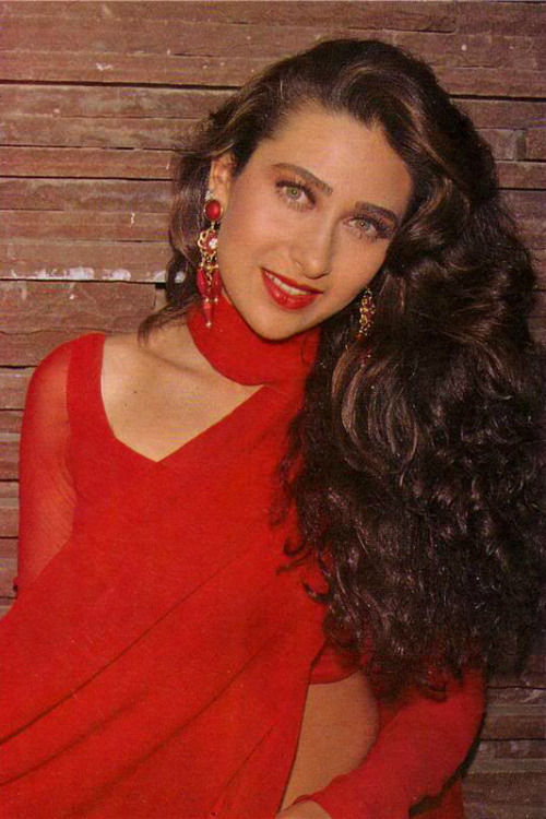 bhromor:Bollywood Actresses in the 90s. 