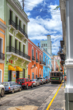 breathtakingdestinations:Streets of Old San Juan, Puerto Rico (von Emilio Santacoloma)