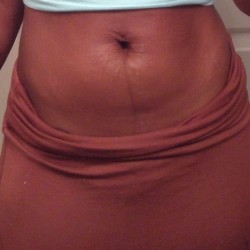 raresenses:  alexandraelle:  This body has homed a child. I carried an 8 pound 3 ounce baby, in my then, 110 pound frame.  This belly and these thighs show  the evidence of love lines left behind by it’s previous residence… and sometimes, yes, they