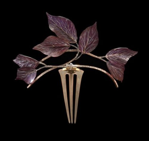  Combs and hairpins for hair, Rene Lalique, late XIX - early XX centuries. 