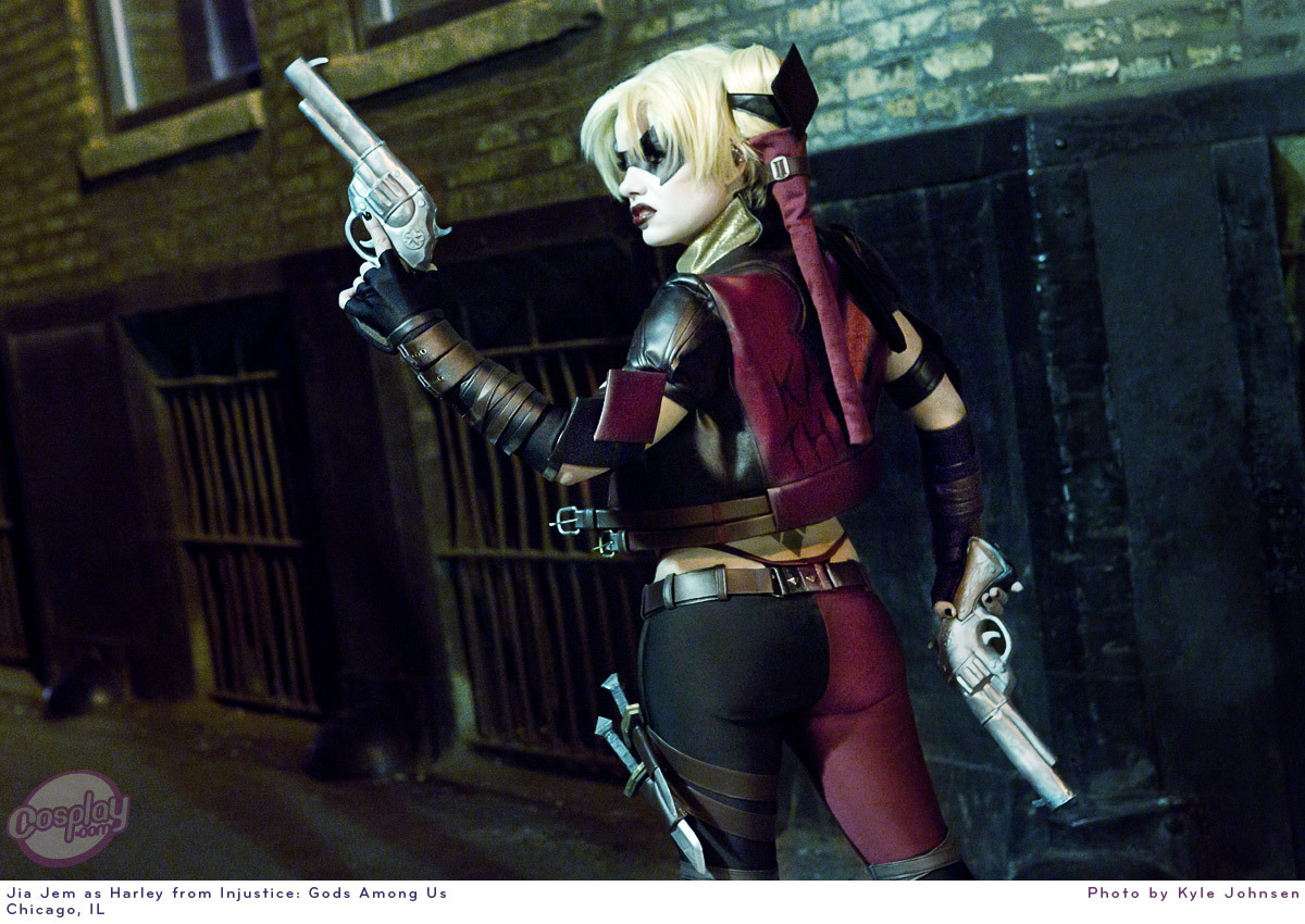 avianna:  JiaJem posted Harley Quinn stuffs! &lt;3http://jiajem.com/gallery/harley-quinn-injustice/