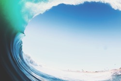 surfing-in-harmony:  connorkollenda:Visions💙 Instagram: @connorkollenda for more!  🌊
