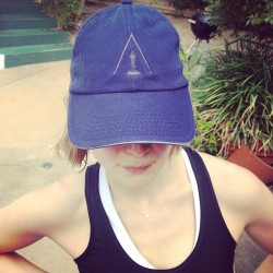 rosamundpikesource: lilbearlawson: Apparently when you get nominated for an Oscar, one of the perks(aside from awesome swag bags and dinners with nominees etc) is one of these Oscar illuminati hats!