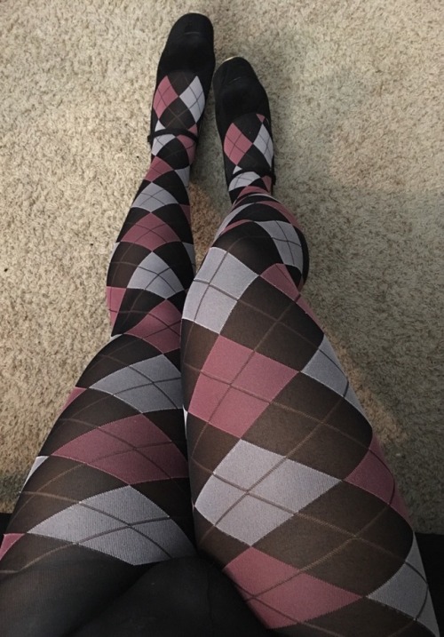 Thanks @queenpantyhose for the new tights!!