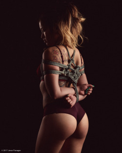 jesseflanagan:  Peaches in MyNawashi rope Rigging/photo by Jesse Flanagan (self) Instagram | Facebook | Full sets available on Findrow 