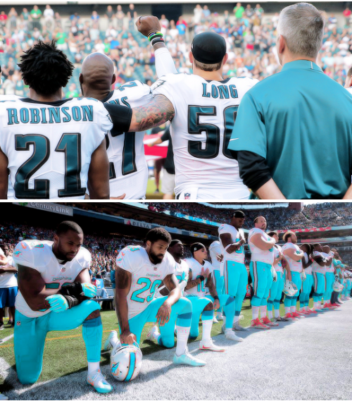 thelovelybones124: striveforgreatnessss: Players across NFL kneel or rais their fists during the pla