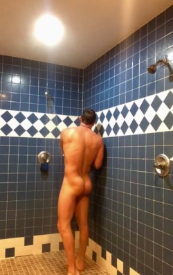 Suckmytarzan:  Me - Bubble Butt In Gym Shower  Check Out My Sexy Tan Abs &Amp;Amp;