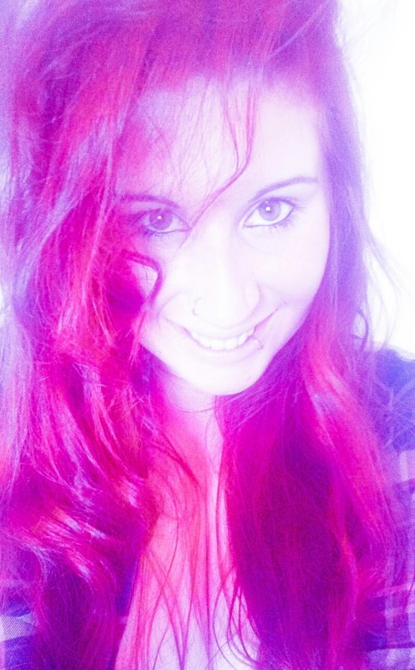 Edited photo but red or pink hair?#choices #undecided #bored #holiday #hair #decisions #help #advi