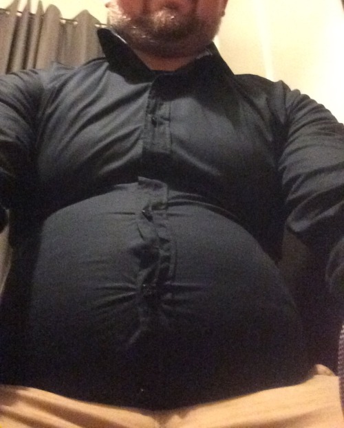 Porn photo fatguyworld:  bellycraze:I’m such a lazy