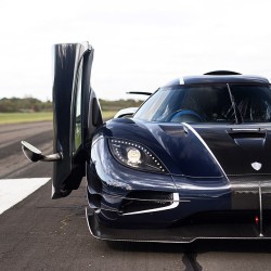 themanliness:  Who would you bring with you for a testdrive in the Koenigsegg One:1?  📷:@alexpenfold  #koenigseggone1  (på/i Tag your friends)