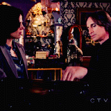 fairytaleasoldastime:  #AskRobert @RobertCarlyle_ what do you think it will take for Rumple to overcome his addiction to magic?