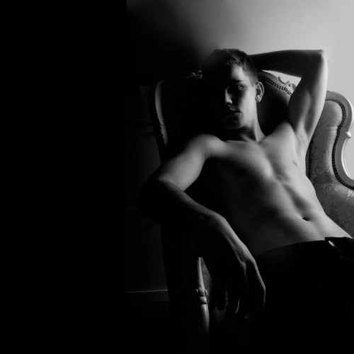 diamondluisant: Ph. DIAMOND LUISANT MODEL @ivanlezin #diamondluisant #fashiondesigner #photographer 