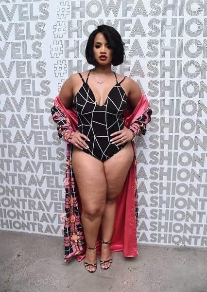 meatgod:  jussyxxo:  Baby Girl you look amazing ! 😌  Beautifully designed and