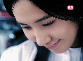 eunhasmom:  yuri in snsdâ€™s mvs: into the new world 