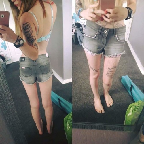 chavselfies: Skinny chav teen Amy Lou, lots of tats, shes so small!