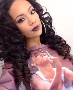 outfitmadestyle:  Rih Rih 3D Sweatshirt (available