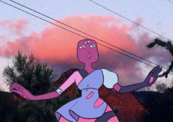 zamiiz:  this garnet, im the weather 