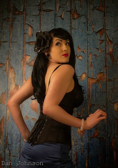 alternative-pinup:  Alternative Pinup