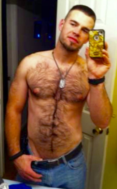 scruffyscruffies:Muscle Bear 33y/o Georgia