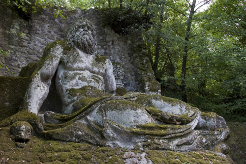 tindalosmalakia - Bomarzo (Italy) The Monster Park BEEN THERE...