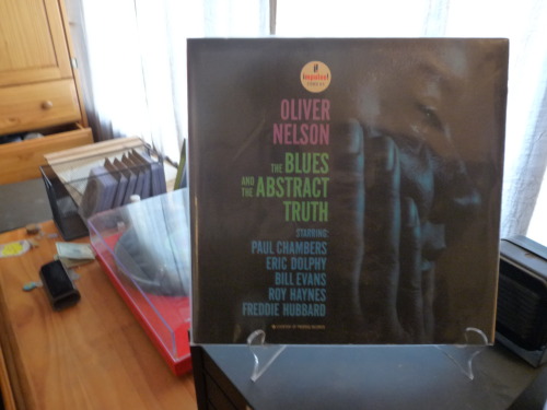 play-catside-first:  Oliver Nelson - The Blues and the Abstract Truth (1961) 