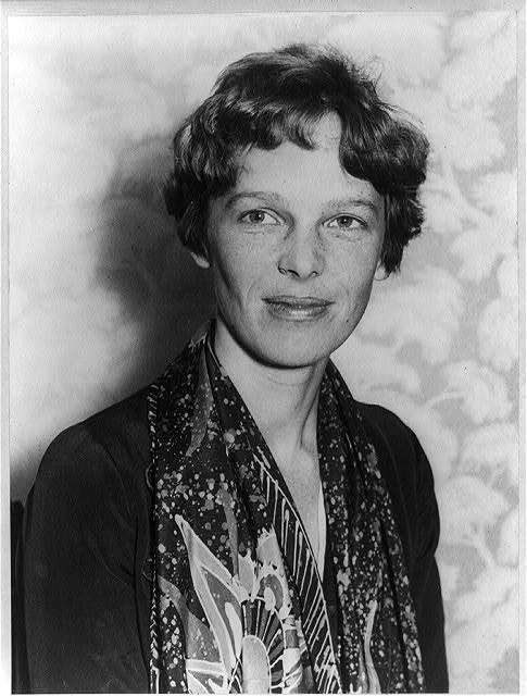 pbsthisdayinhistory:May 21, 1932: Amelia Earhart Breaks RecordsOn this day in 1932, Amelia Earhart b