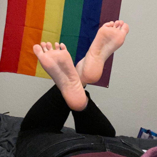 achillesheel15:Pics available🦶🏻 great feet