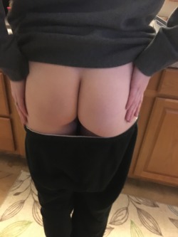 ramhammer420:  Love this booty. Perfect for spanking. What do y'all think?