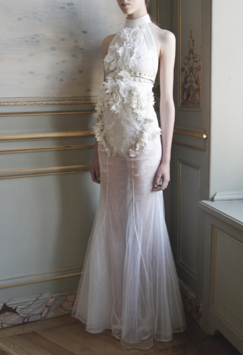 wink-smile-pout:Givenchy Haute Couture Fall 2011