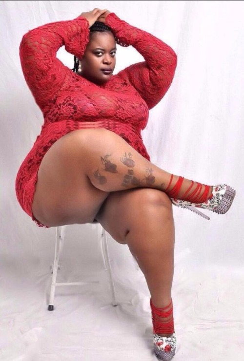 gurillaboythamane:  asshood97:  😍😍😍😍😍😍😍😍  SEXY BAD BITCHES