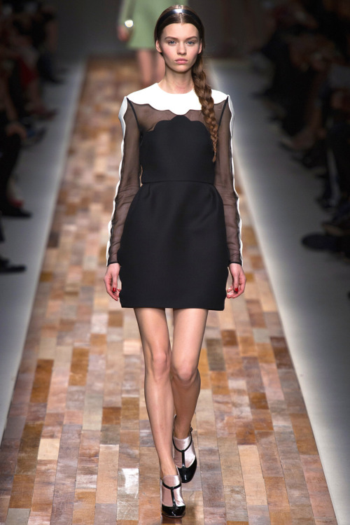 aquarianmermaid:  Valentino Fall 2013 Runway