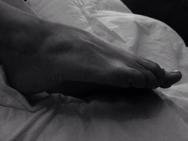 sammifeet:  B&amp;W Set 2