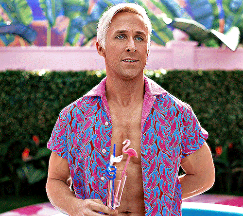 RYAN GOSLING As KENin BARBIE (2023) Dir. Greta Gerwig