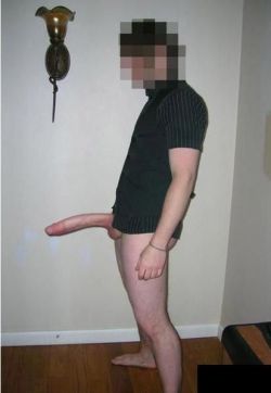 monsters-of-the-cock:  AMATEUR MONSTER COCK