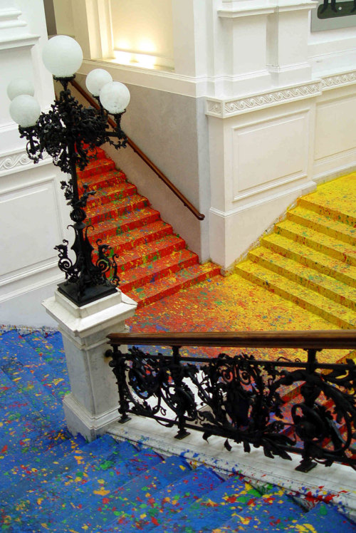 boredpanda:Polish Artist Splatters National Gallery’s Staircase With Paint And It Looks Absolutely