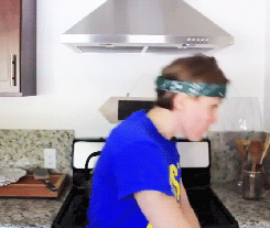 hartskipsabeat:  everyone in this fandom right now #SOON. (x)  Awww so adorable !