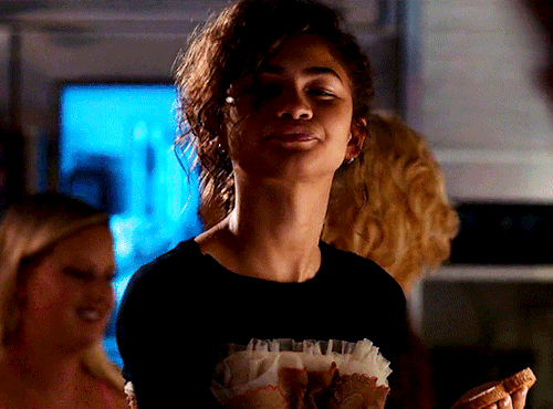 zendayacolemann:What are you hiding Peter? I’m just kidding. I don’t care. Bye.Zendaya Coleman as Mi