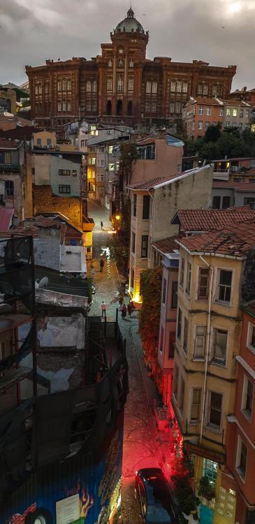 evilbuildingsblog:  Old Greek high school in Balat, Istanbul [OC]