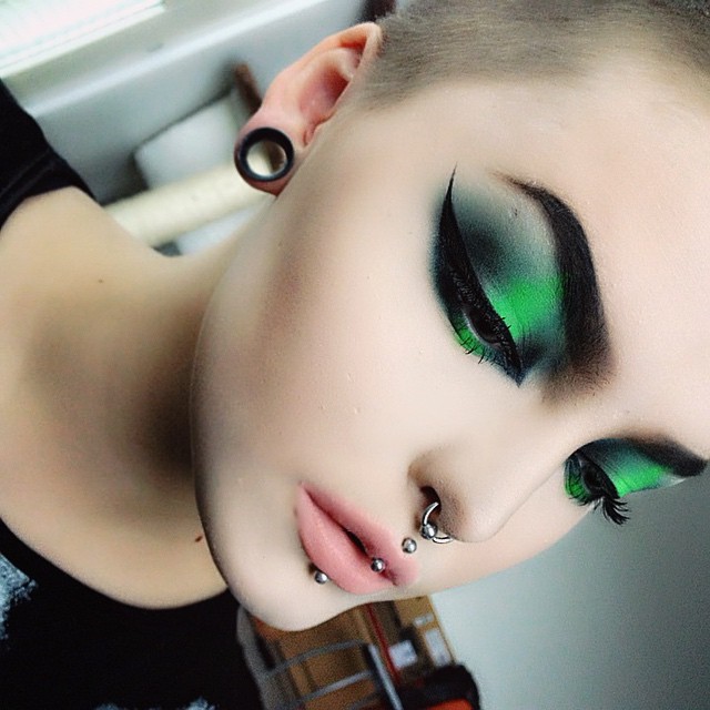 roseshock:  Today’s look with @sugarpill Cold Chemistry palette, @lunatick_cosmetic_labs