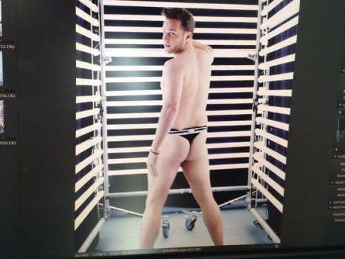 male-celebs-naked:  Olly Murs 2See more here