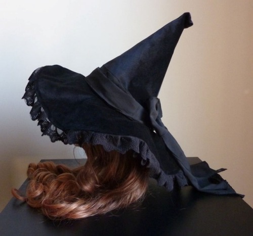 therestlesswitch: sosuperawesome: Witch Hats / Hair Accessories Luminescen Tea on Etsy See our #Et