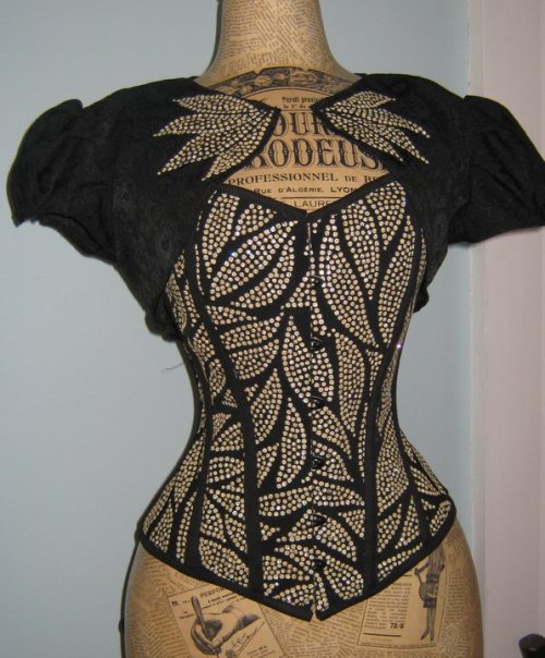 lizamezzo: Corsetry by Wyte Phantom.  