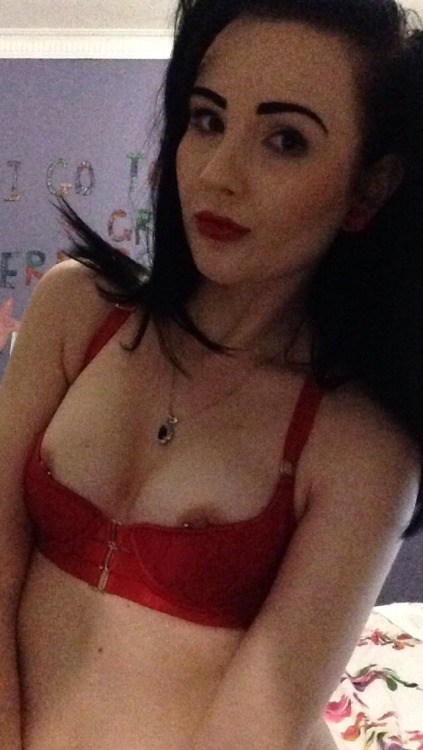 evelynarctic:  i’m so stressed about work that i could cry lol