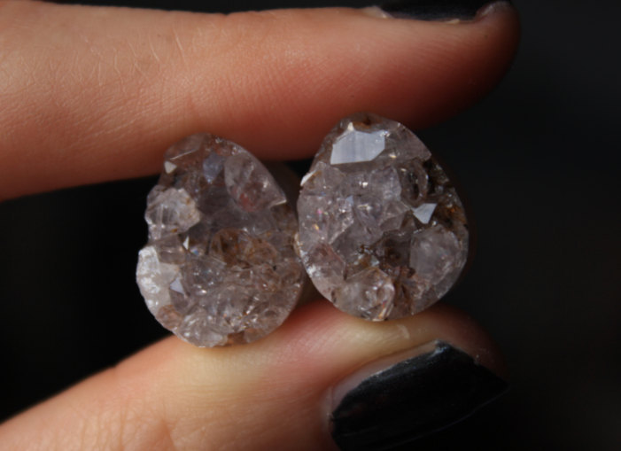plugporn:  Amethyst Teardrops by Alternative Earth Organics 