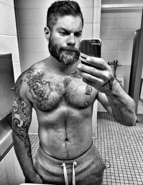 Tattooed, Furry F*ckers and selfies