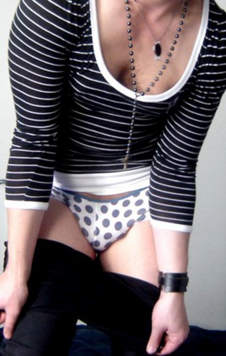 baltbtm:  http://baltbtm.tumblr.com/  Holy hotties!