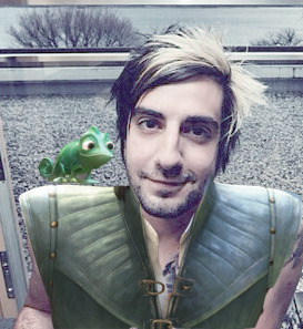 checkyesjoliet:  I put Jack into Flynn Rider’s clothes ;D  