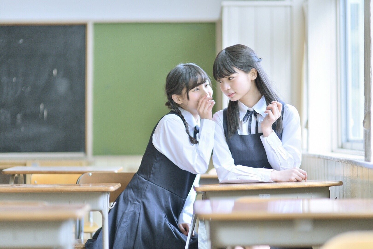 制服 美少女 女子校生 かわいい