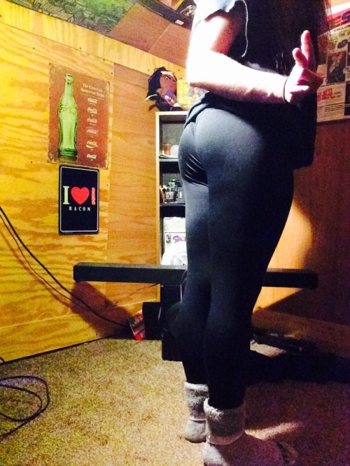 Reblog If You’re A Sissyboy That Wears Leggings And Short Shorts! Inbox Me Pics